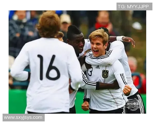 足球之路:从街头少年到全球偶像的传奇旅程 足球之路:从街头少年到全球偶像的传奇旅程